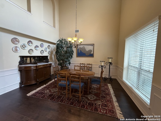 Image 4 of 40 For 25215 Estancia