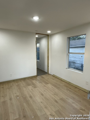 Image 2 of 10 For 1547 Center  