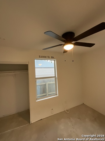 Image 3 of 10 For 1547 Center  