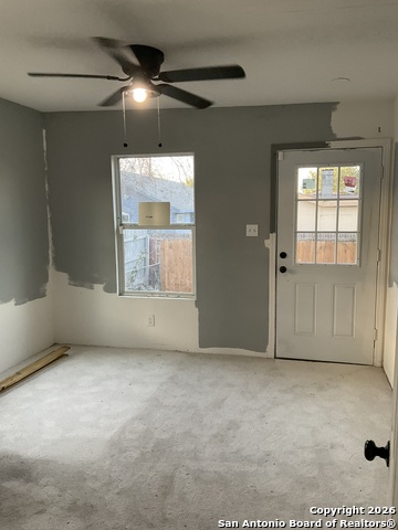 Image 7 of 10 For 1547 Center  