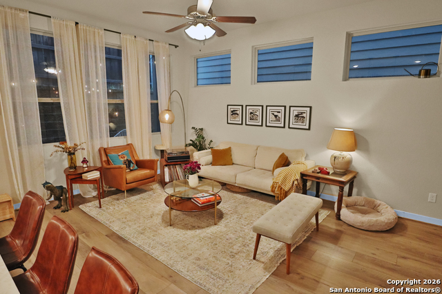 Image 4 of 25 For 6446 Babcock Rd 19