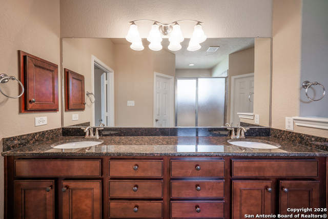 Image 25 of 49 For 23626 Misty Peak