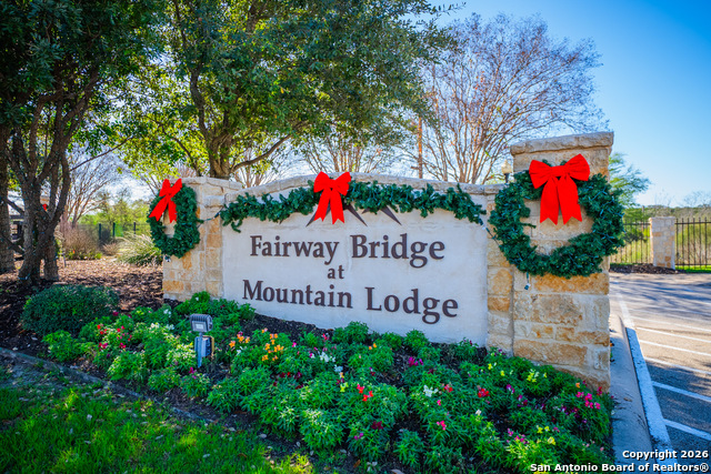 Image 45 of 49 For 23626 Misty Peak