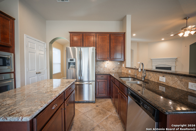 Image 7 of 49 For 23626 Misty Peak