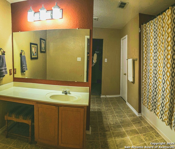 Image 15 of 22 For 10006 Fisherman Pier