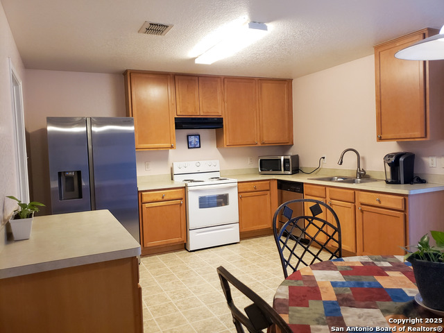 Image 6 of 22 For 10006 Fisherman Pier