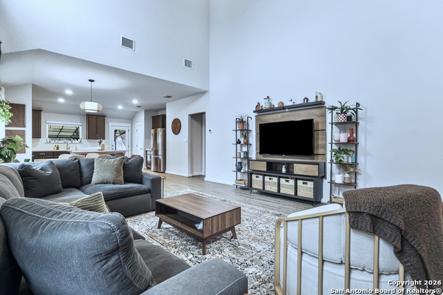 Image 10 of 34 For 6531 Casina Terrace