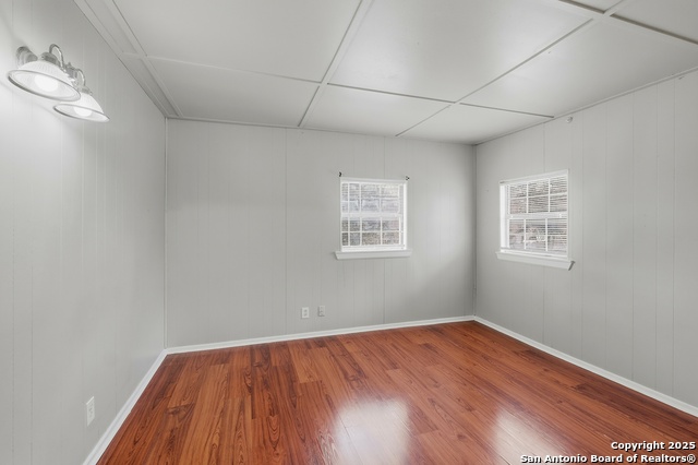 Image 10 of 15 For 411 Vestal W