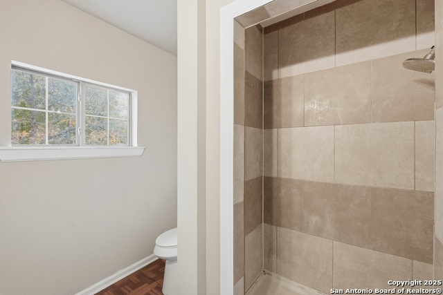 Image 12 of 15 For 411 Vestal W