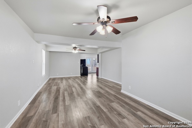 Image 2 of 15 For 411 Vestal W