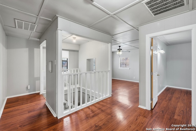 Image 7 of 15 For 411 Vestal W