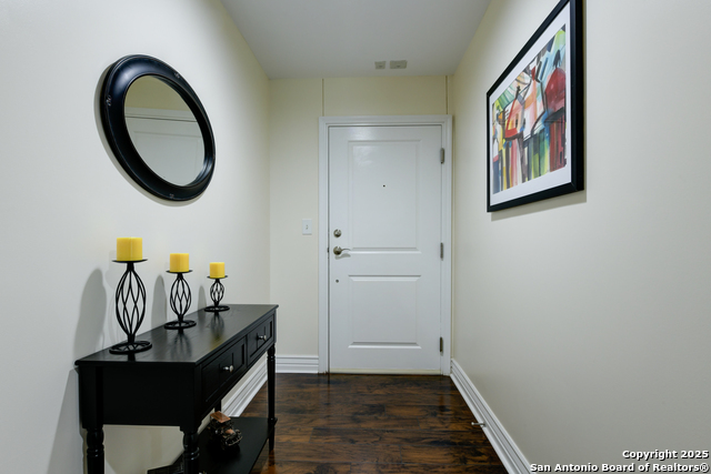 Image 24 of 37 For 215 Center St. N 206