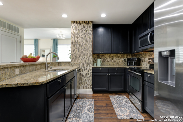 Image 25 of 37 For 215 Center St. N 206