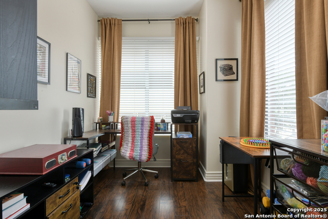 Image 31 of 37 For 215 Center St. N 206