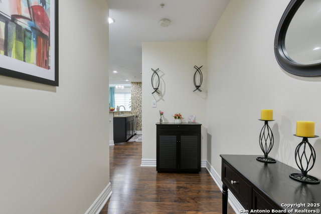 Image 7 of 37 For 215 Center St. N 206