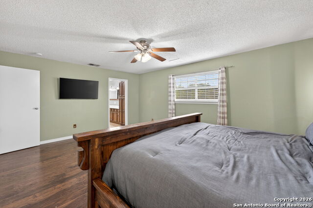 Image 21 of 50 For 5 Cedar Ridge