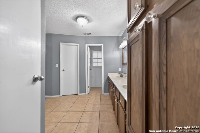 Image 23 of 50 For 5 Cedar Ridge