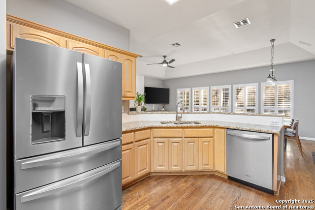 Image 13 of 43 For 2222 Postoak