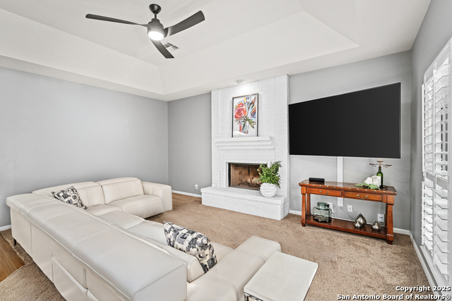 Image 18 of 43 For 2222 Postoak