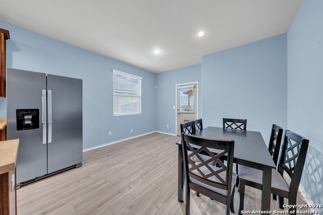 Image 12 of 25 For 3823 Amber Chase