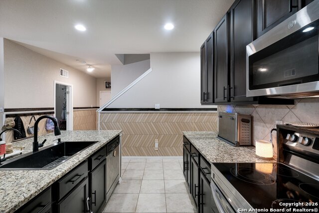 Image 10 of 27 For 5802 Acacia Farm