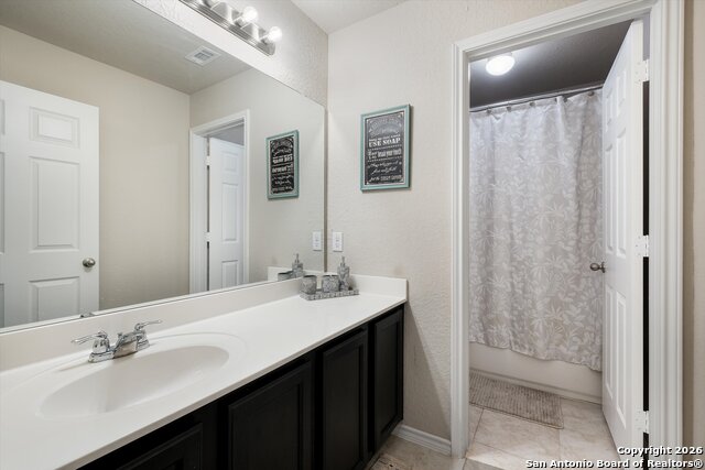 Image 22 of 27 For 5802 Acacia Farm