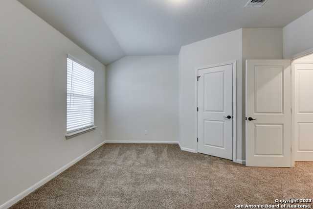 Image 17 of 27 For 13846 Enzo Gate  102