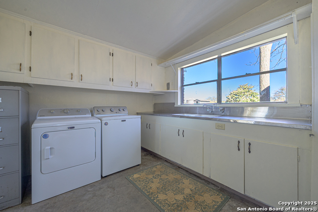 Image 24 of 44 For 1173 Charco Rd