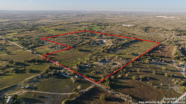 Image 4 of 44 For 1173 Charco Rd