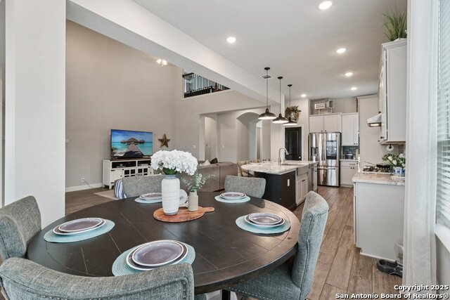 Image 11 of 47 For 32140 Mustang