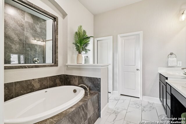 Image 24 of 47 For 32140 Mustang