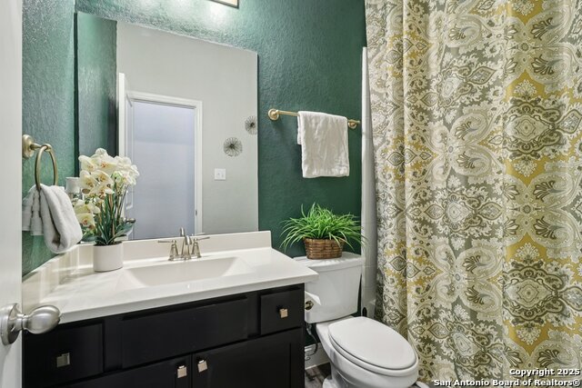 Image 28 of 47 For 32140 Mustang