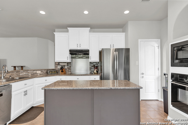 Image 5 of 32 For 24710 Cloudy Crk