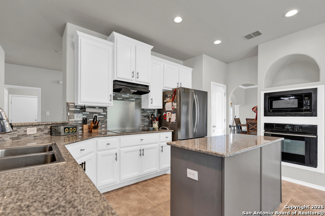 Image 8 of 32 For 24710 Cloudy Crk