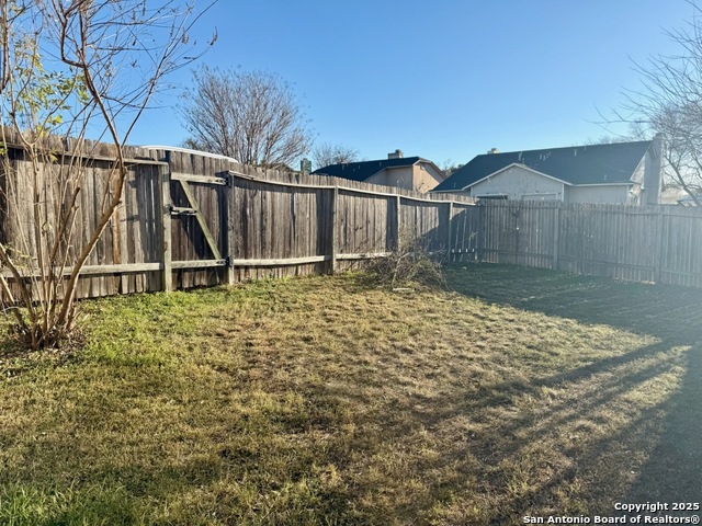 Listing photo id 16 for 3420 Ridge Smoke