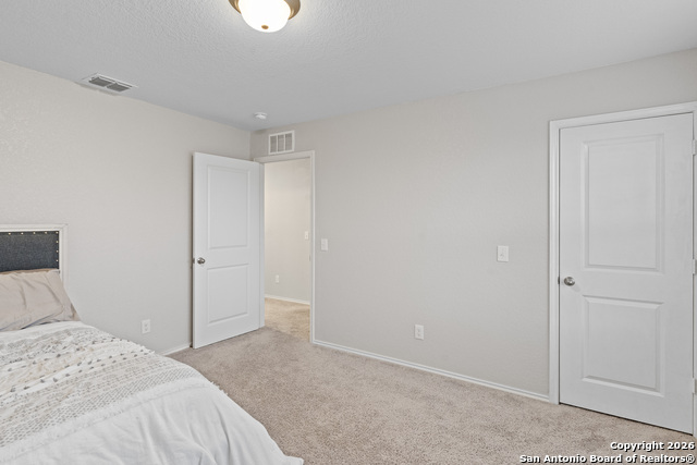 Image 26 of 34 For 13517 Sunrise Meadow