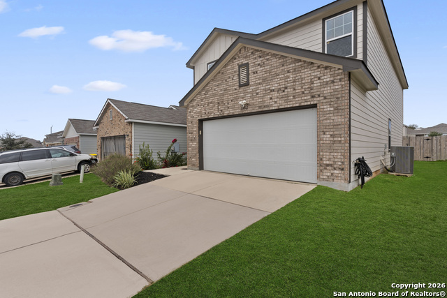 Image 3 of 34 For 13517 Sunrise Meadow