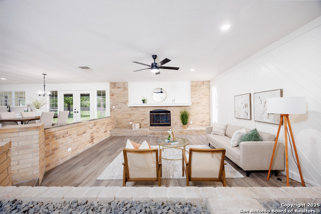 Image 13 of 49 For 15031 Geronimo