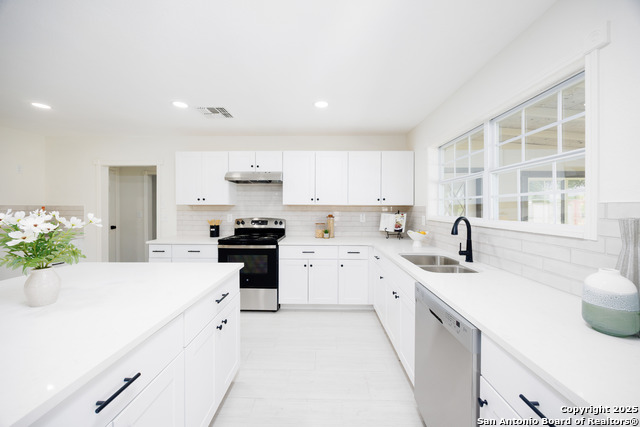 Image 31 of 49 For 15031 Geronimo