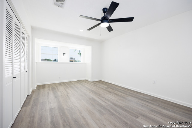 Image 33 of 49 For 15031 Geronimo