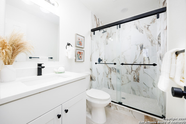 Image 7 of 49 For 15031 Geronimo