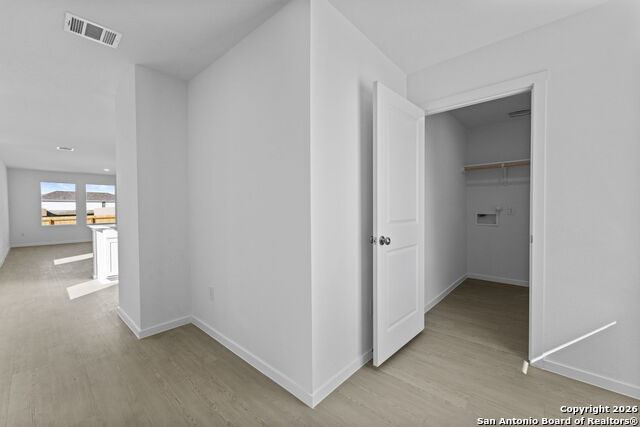 Listing photo id 0 for 3820 Swift Fox Rd