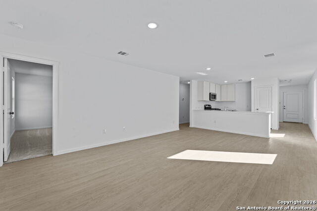 Listing photo id 6 for 3820 Swift Fox Rd