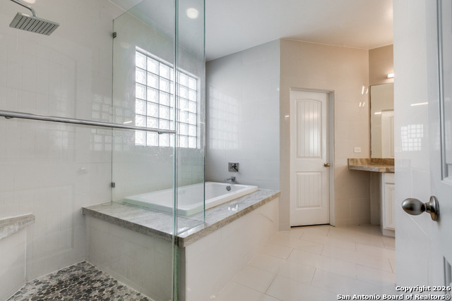 Image 16 of 25 For 17919 Camino Grande