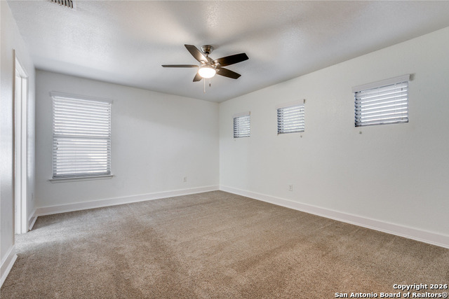 Image 18 of 25 For 17919 Camino Grande