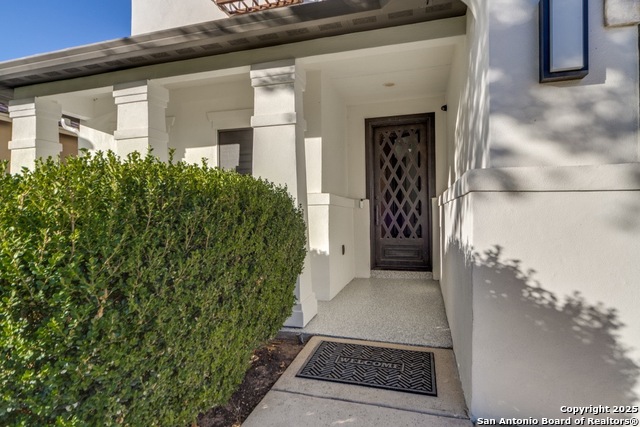 Image 4 of 25 For 17919 Camino Grande