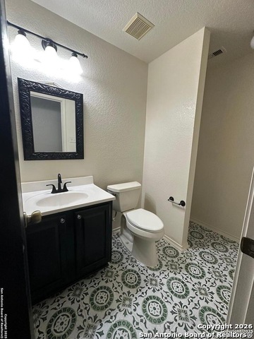 Image 9 of 23 For 8111 Academic Post