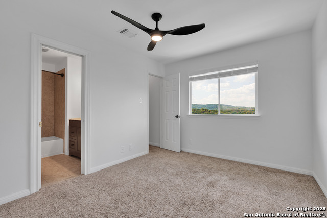 Image 19 of 33 For 11418 Lago Vista