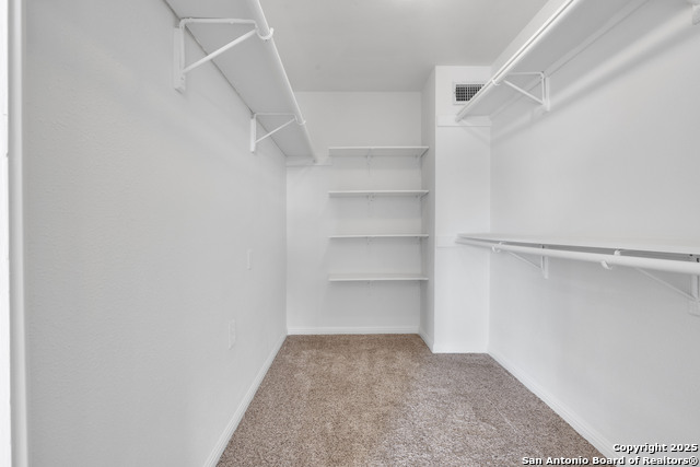 Image 28 of 33 For 11418 Lago Vista