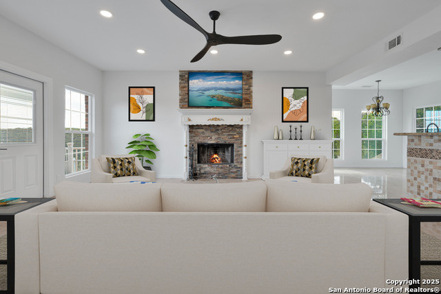 Image 3 of 33 For 11418 Lago Vista